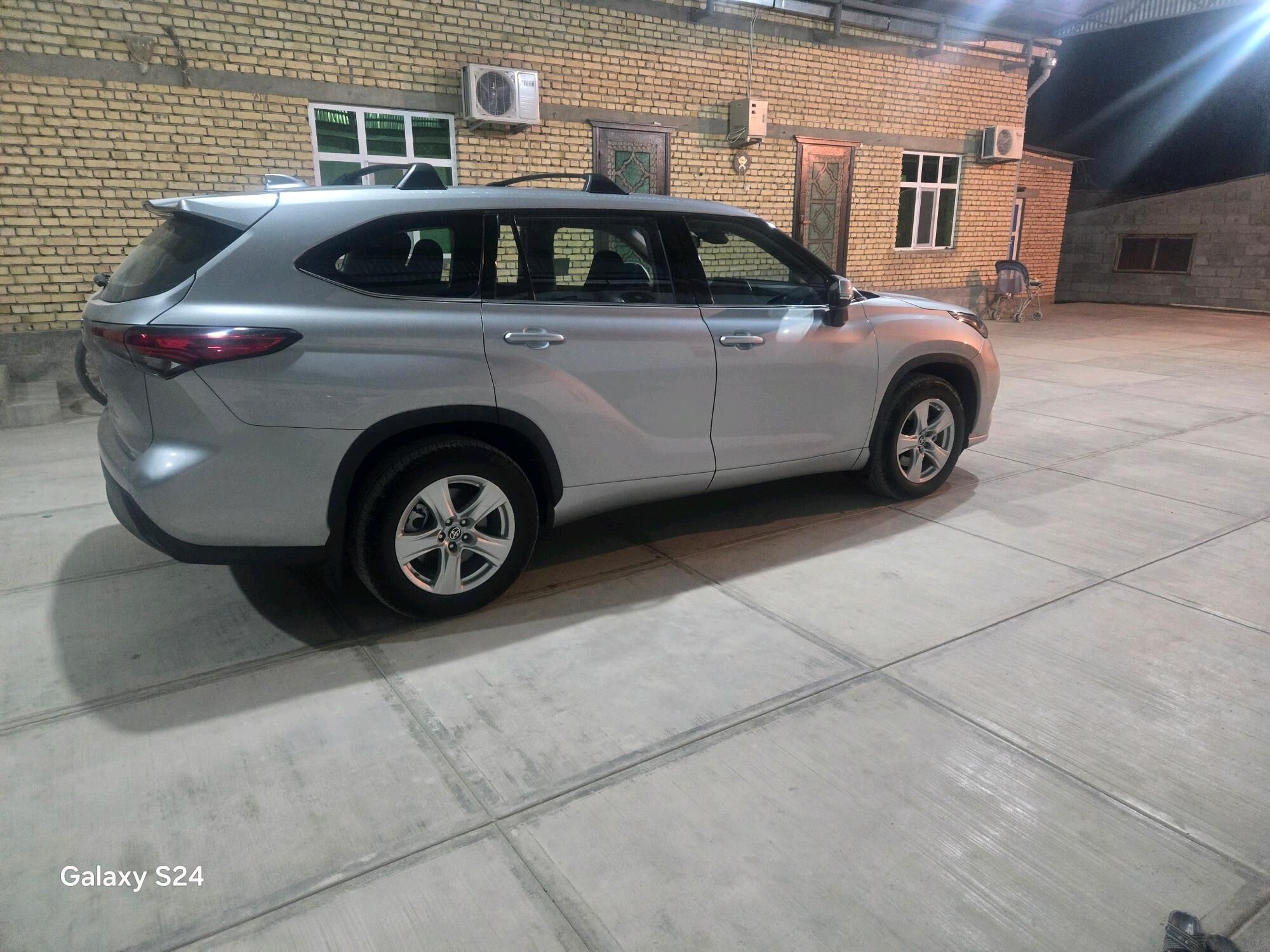 Toyota Highlander 2020 - 550 000 TMT - Гёкдепе - img 5