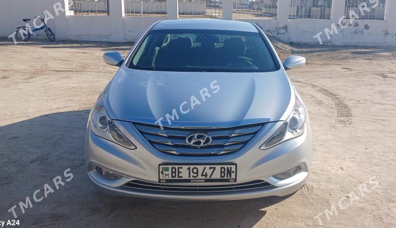 Hyundai Sonata 2010 - 140 000 TMT - Эсенгулы - img 6