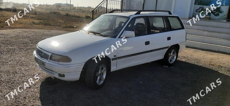 Opel Astra 1993 - 38 000 TMT - Мары - img 5