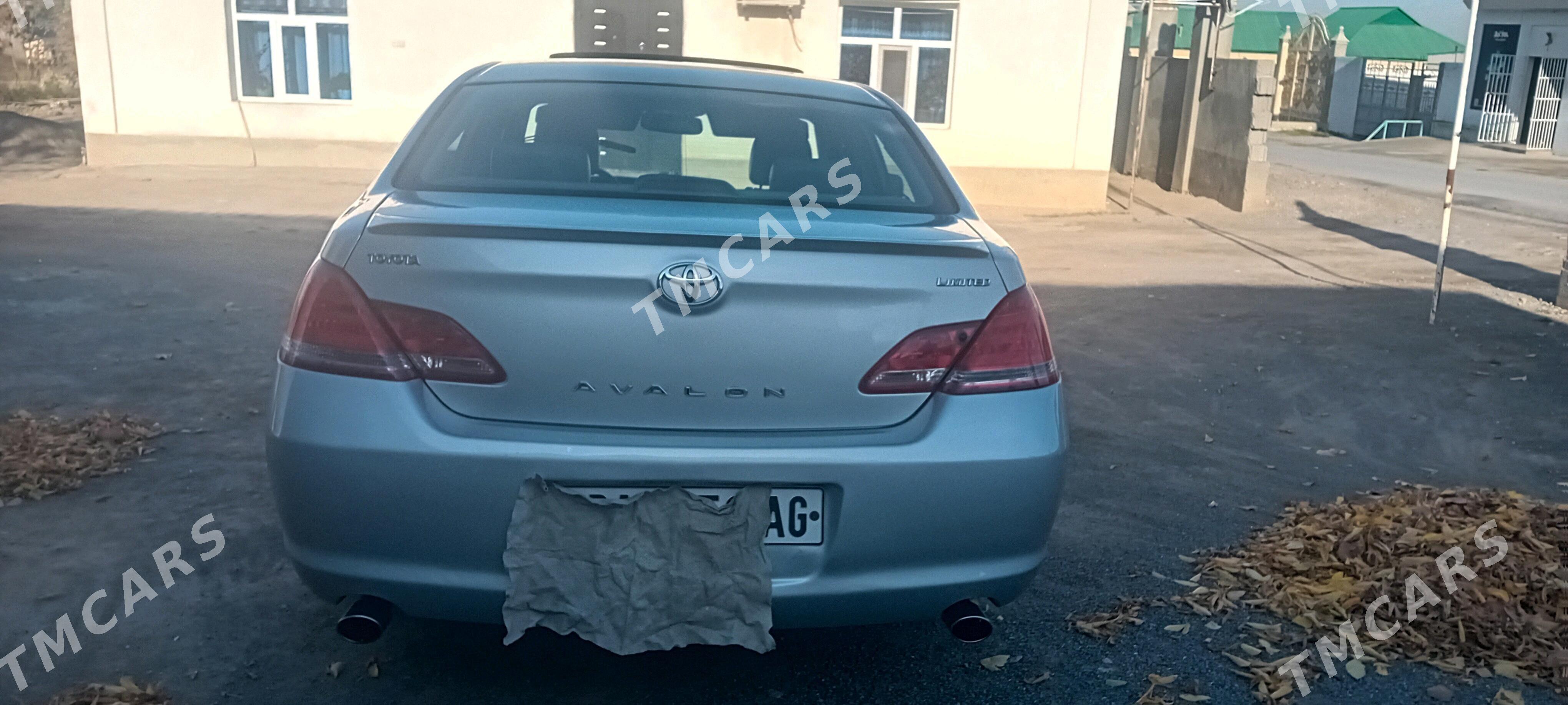 Toyota Avalon 2005 - 160 000 TMT - Багир - img 3