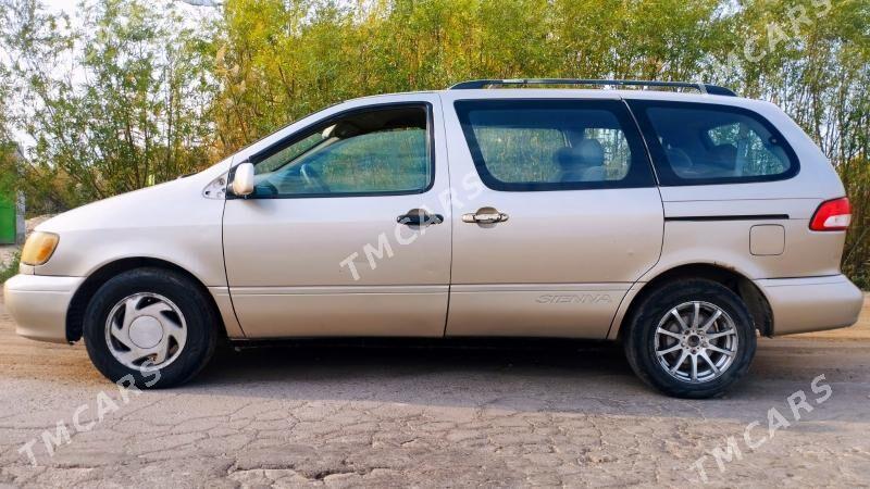 Toyota Sienna 2002 - 115 000 TMT - Daşoguz - img 5