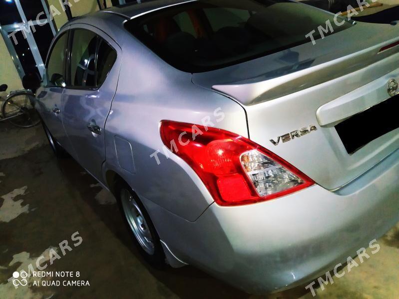 Nissan Versa 2014 - 110 000 TMT - Türkmenabat - img 2