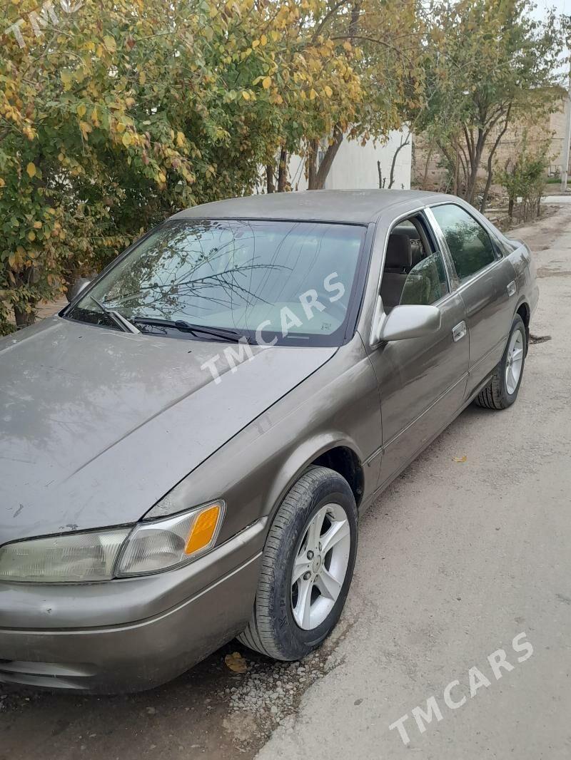 Toyota Camry 1998 - 78 000 TMT - Теджен - img 3