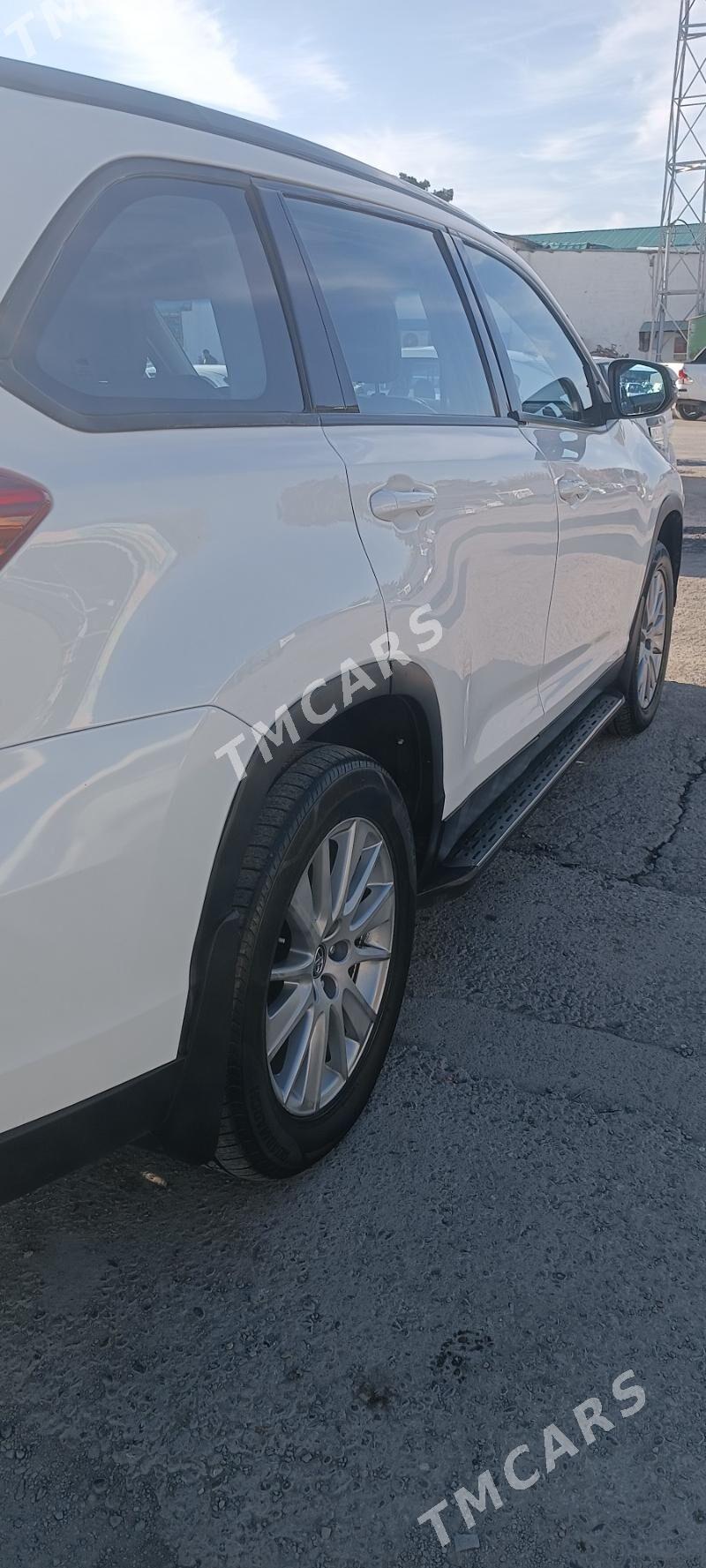 Toyota Highlander 2019 - 390 000 TMT - Aşgabat - img 4