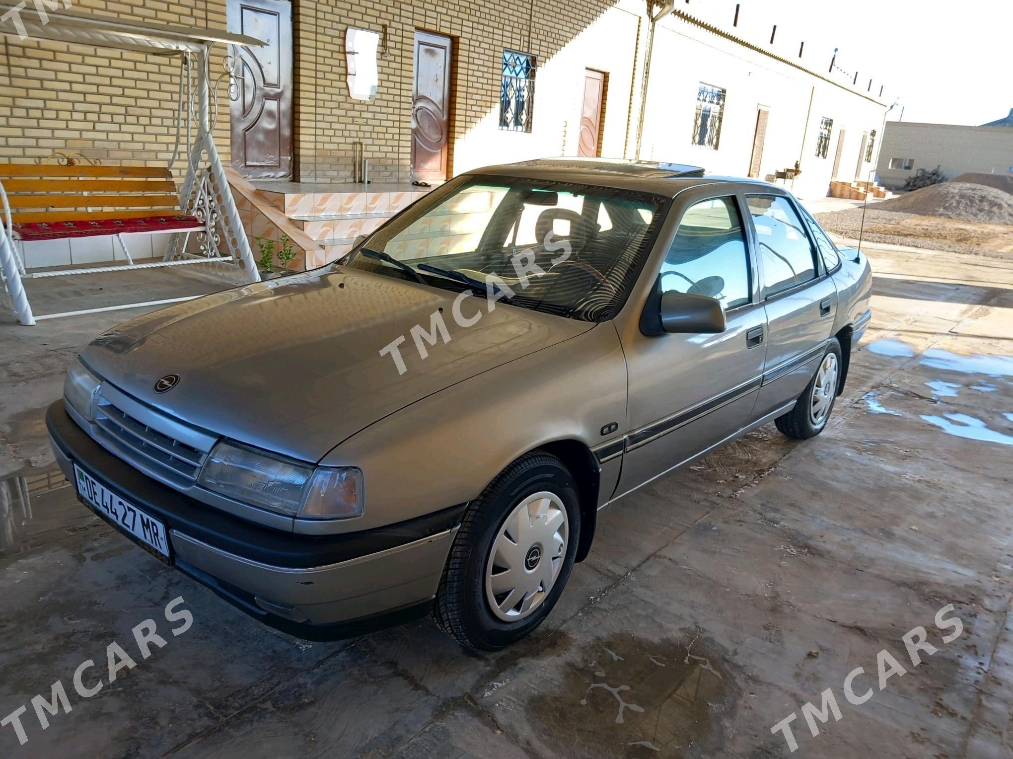 Opel Vectra 1990 - 38 000 TMT - Мары - img 6