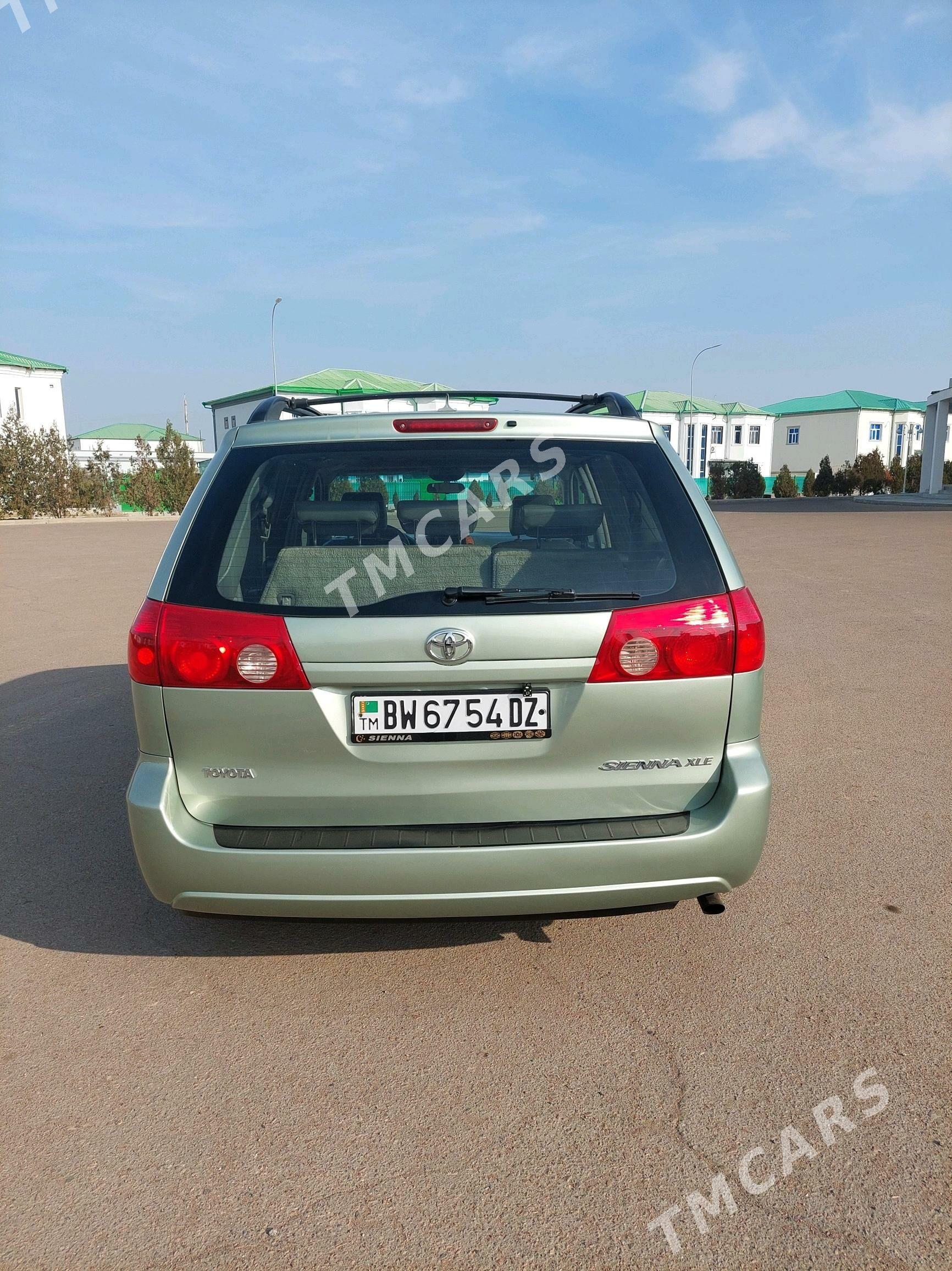 Toyota Sienna 2008 - 240 000 TMT - Дашогуз - img 3