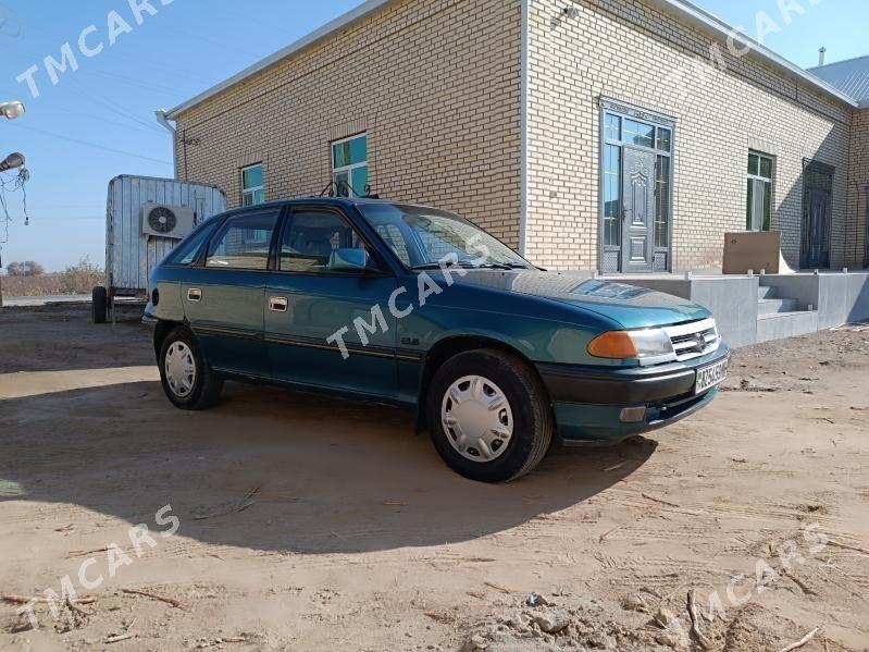 Opel Astra 1992 - 30 000 TMT - Мары - img 2