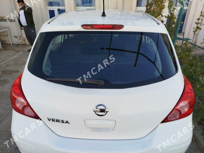 Nissan Versa 2012 - 80 000 TMT - Туркменабат - img 5