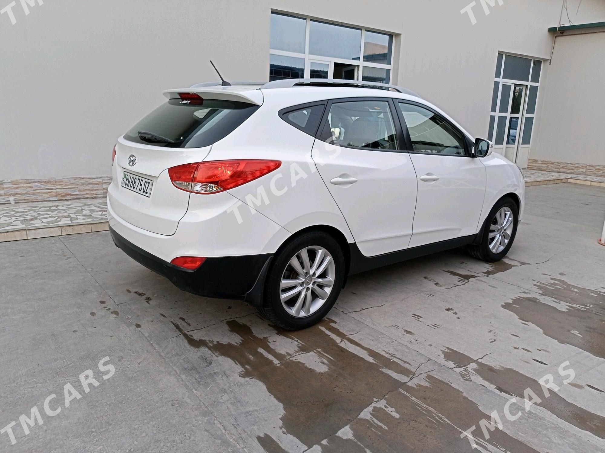 Hyundai Tucson 2013 - 170 000 TMT - Дашогуз - img 5