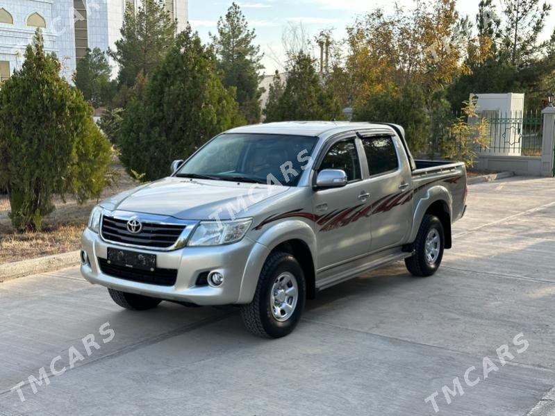 Toyota Hilux 2015 - 350 000 TMT - Балканабат - img 2