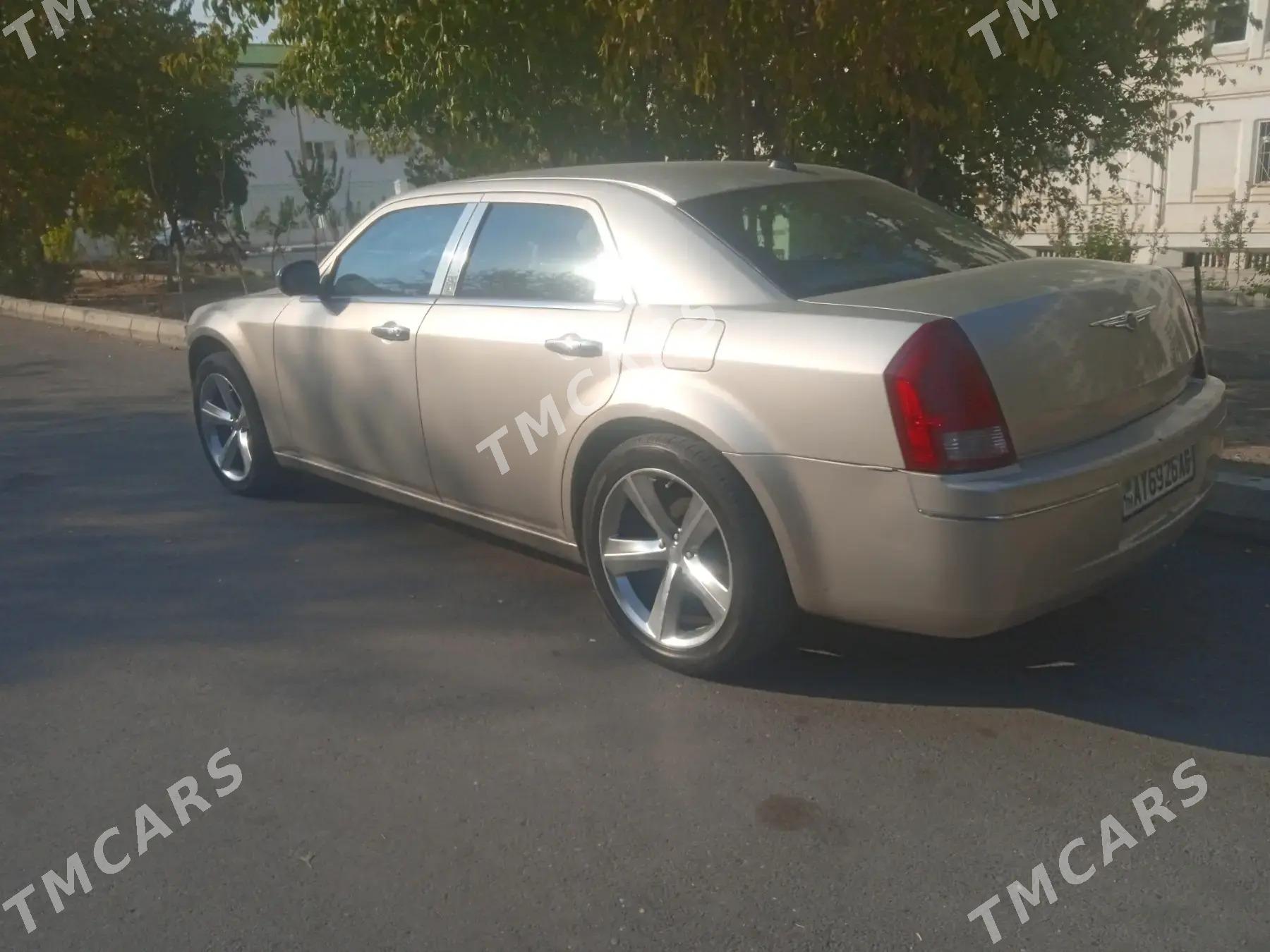 Chrysler 300C 2005 - 110 000 TMT - Aşgabat - img 3