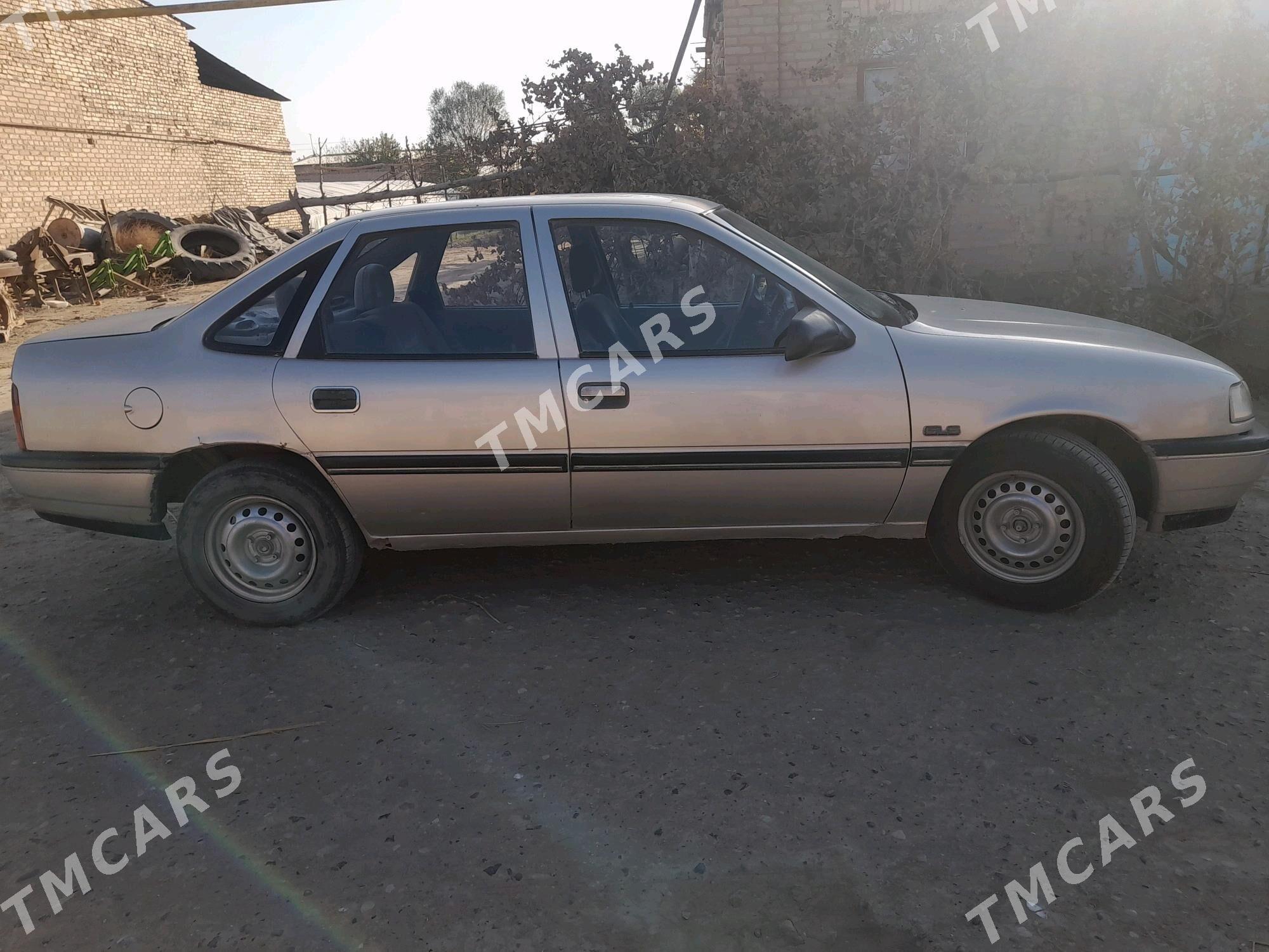 Opel Vectra 1990 - 30 000 TMT - Çärjew - img 2