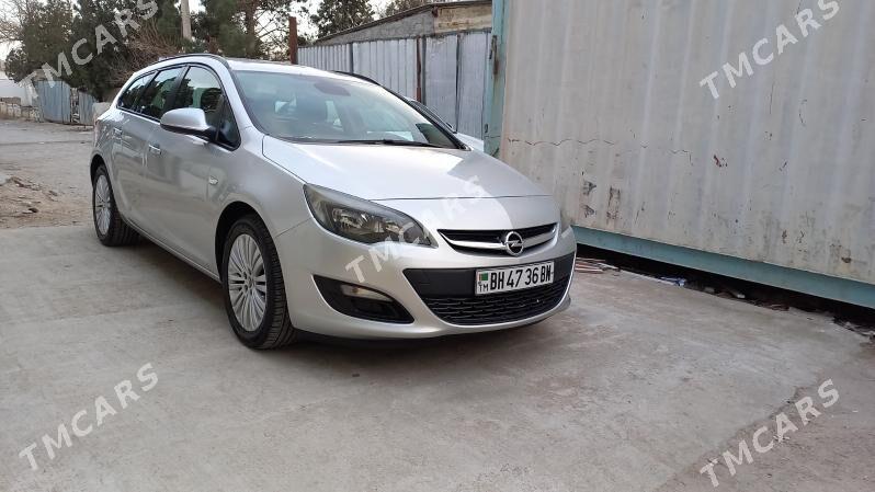 Opel Astra 2014 - 140 000 TMT - Балканабат - img 2