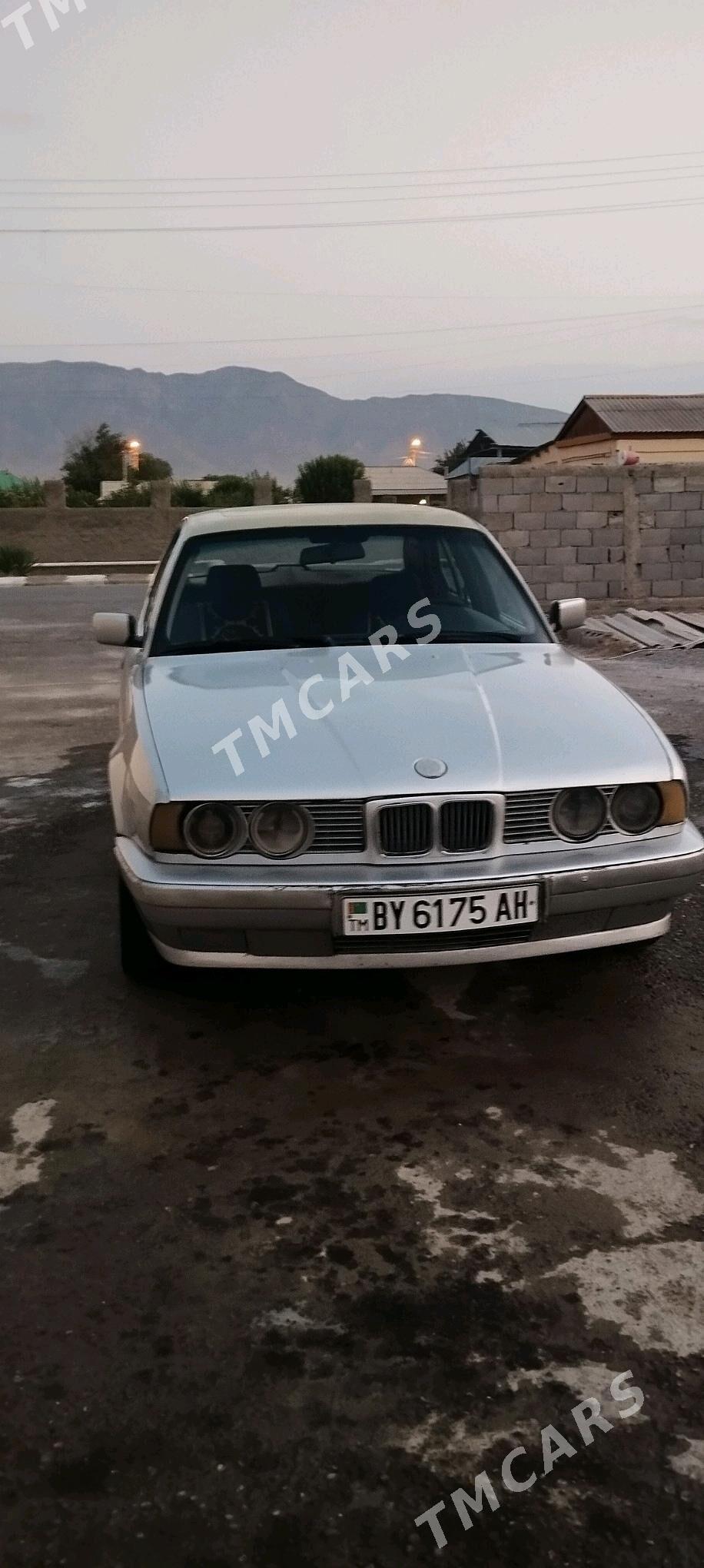 BMW 520 1990 - 20 000 TMT - Гёкдепе - img 4