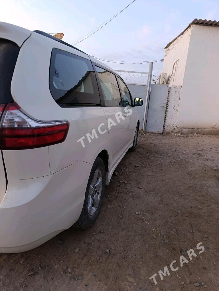 Toyota Sienna 2020 - 380 000 TMT - Tejen - img 2