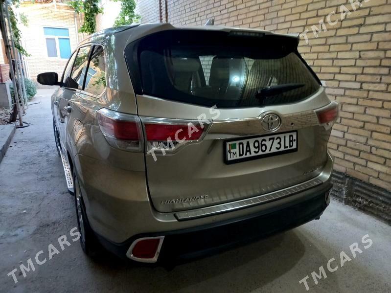 Toyota Highlander 2016 - 375 000 TMT - Türkmenabat - img 2