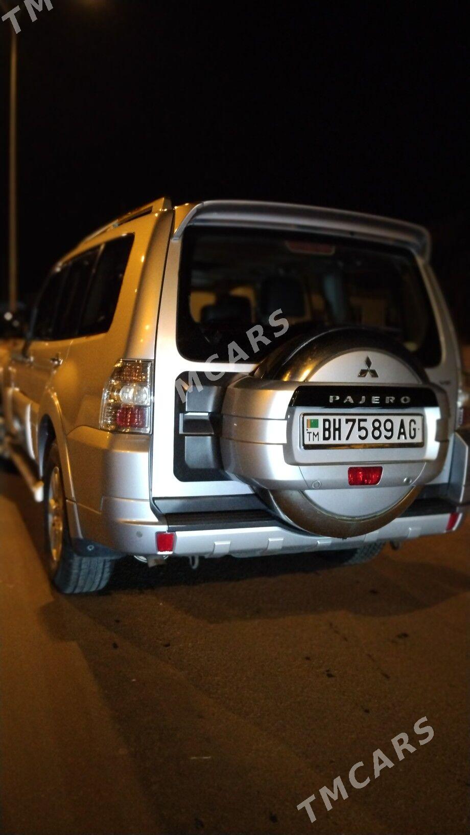 Mitsubishi Pajero 2012 - 235 000 TMT - Анев - img 3