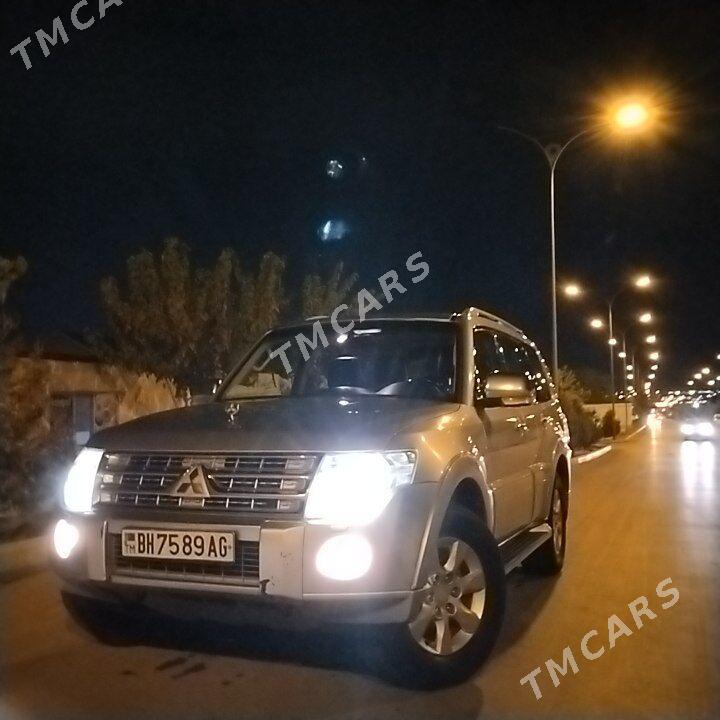 Mitsubishi Pajero 2012 - 235 000 TMT - Анев - img 6