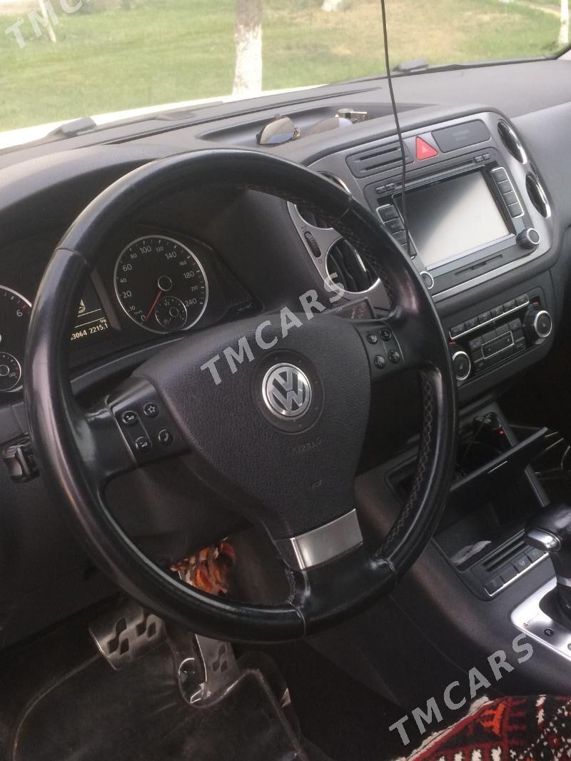 Volkswagen Tiguan 2010 - 145 000 TMT - Atatürk köç. - img 3