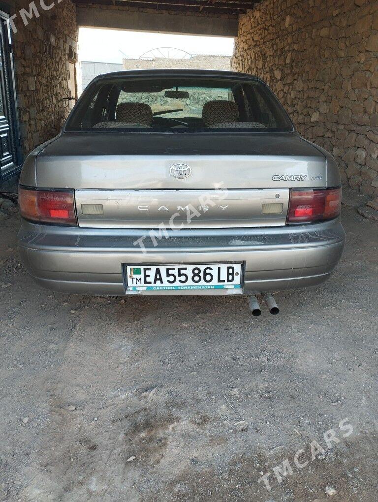 Toyota Camry 1993 - 58 000 TMT - Магданлы - img 2