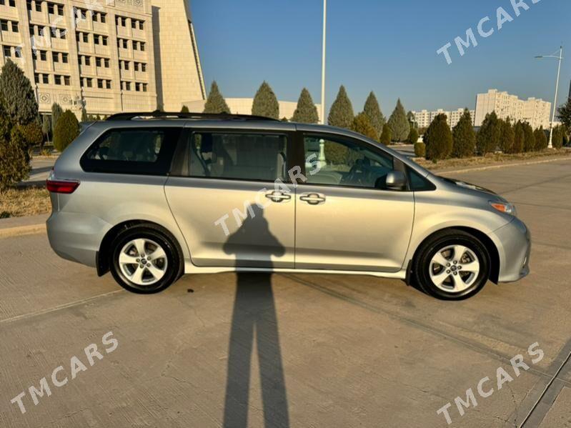 Toyota Sienna 2019 - 370 000 TMT - Дашогуз - img 7