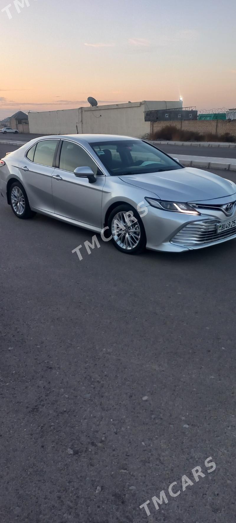 Toyota Camry 2018 - 233 000 TMT - Мары - img 3