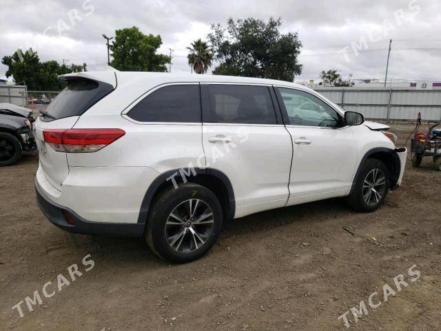 Toyota Highlander 2018 - 405 000 TMT - Байрамали - img 5