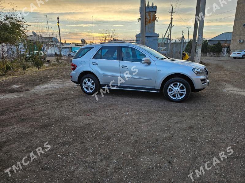 Mercedes-Benz ML350 2011 - 300 000 TMT - Daşoguz - img 2