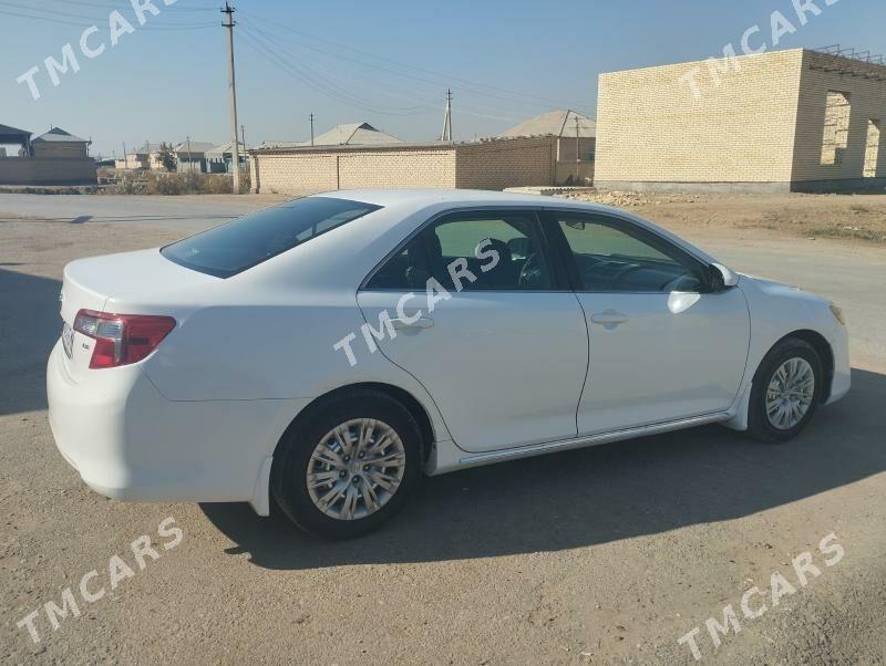 Toyota Camry 2012 - 180 000 TMT - Мургап - img 5