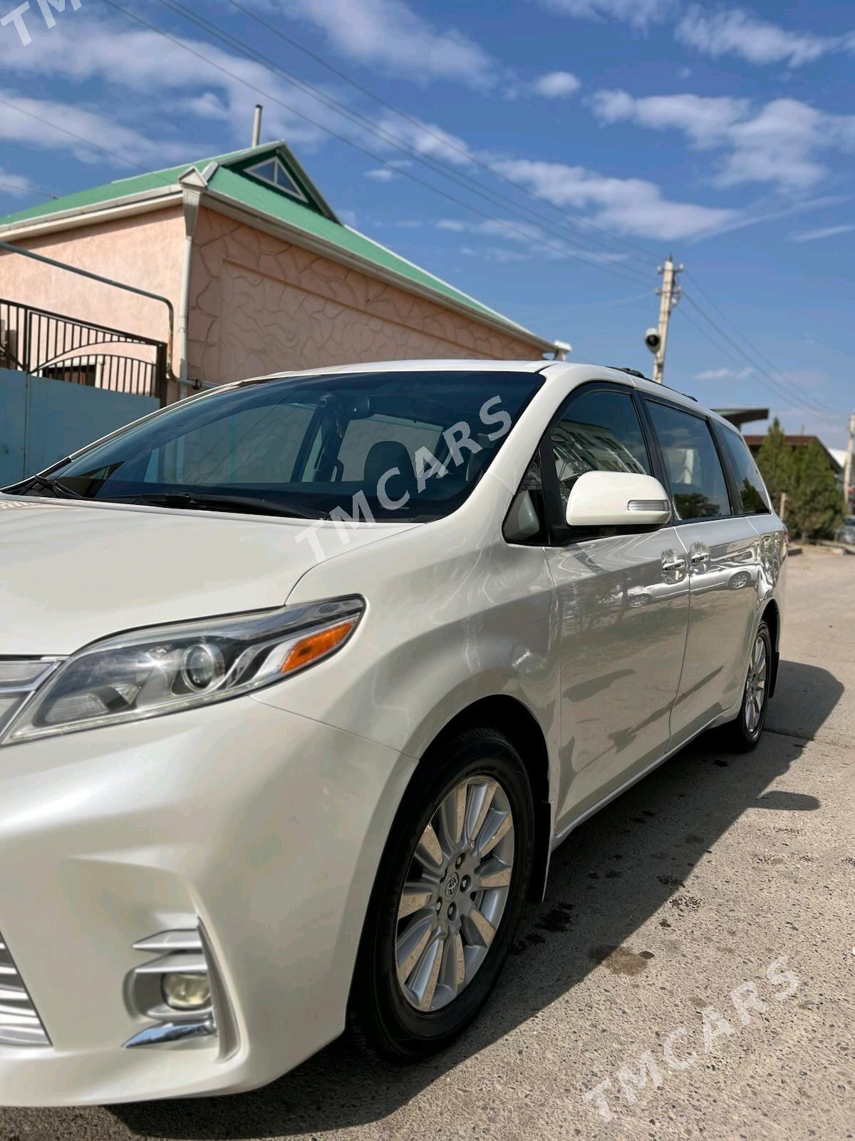 Toyota Sienna 2018 - 450 000 TMT - Mary - img 3