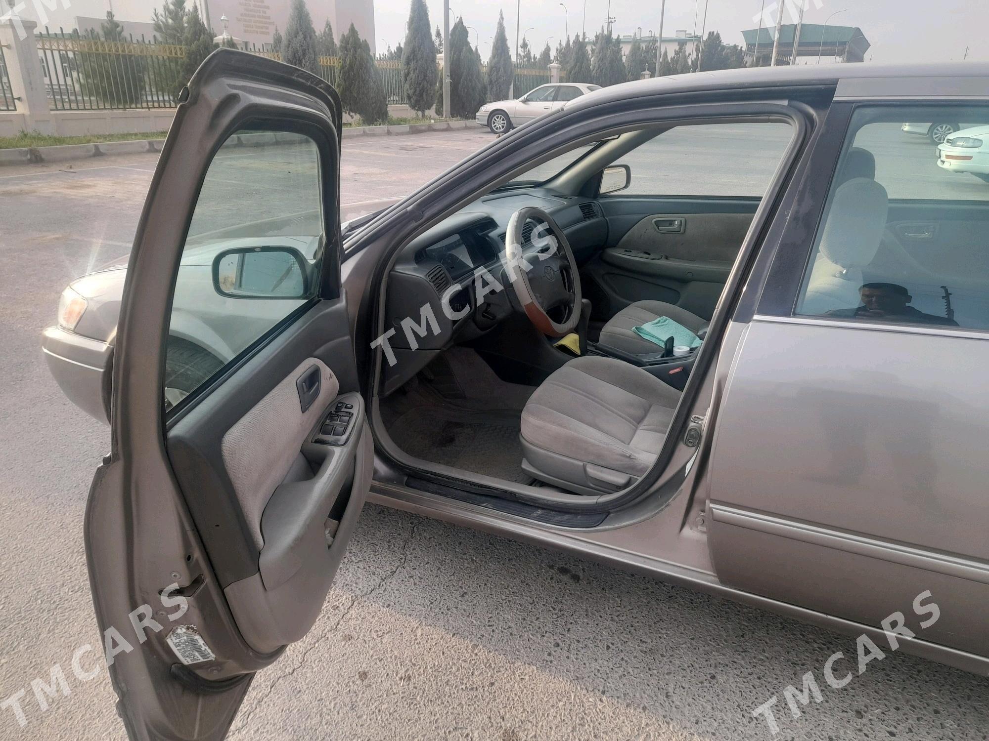 Toyota Camry 1999 - 110 000 TMT - Саят - img 4