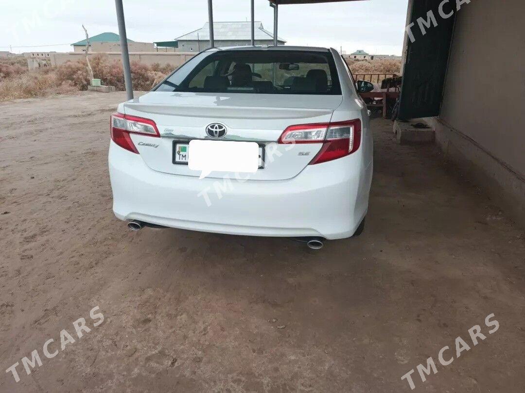 Toyota Camry 2012 - 180 000 TMT - Кака - img 2