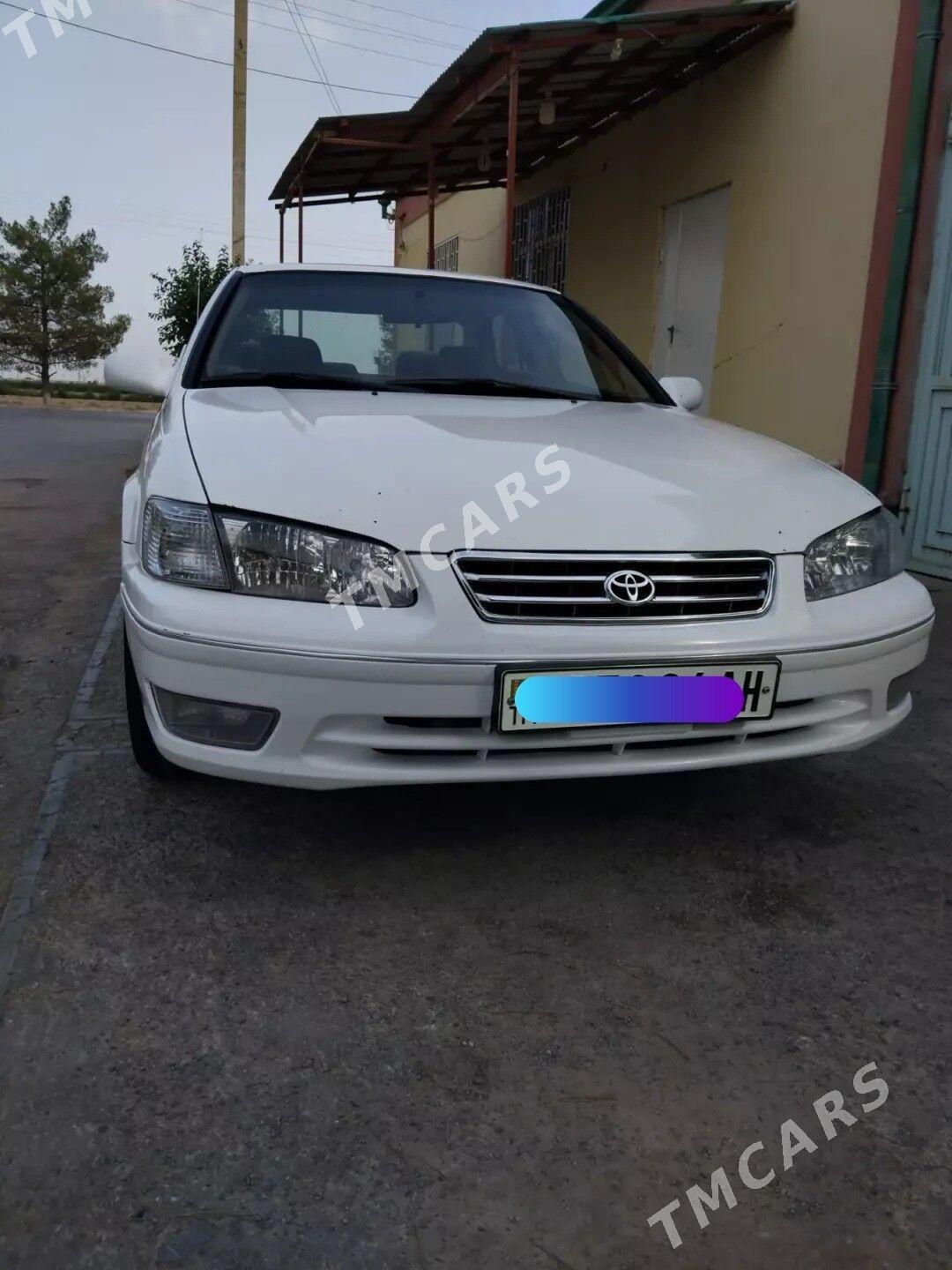 Toyota Camry 2000 - 125 000 TMT - Kaka - img 2