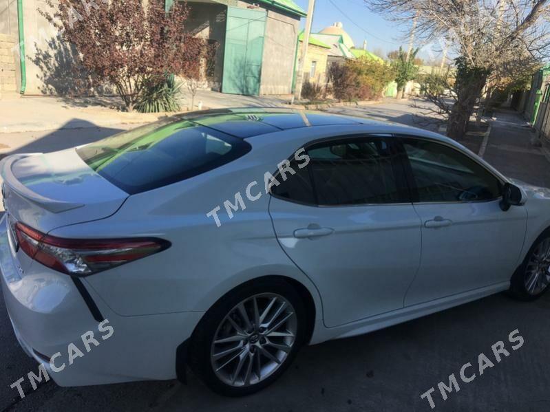 Toyota Camry 2017 - 349 000 TMT - Aşgabat - img 2