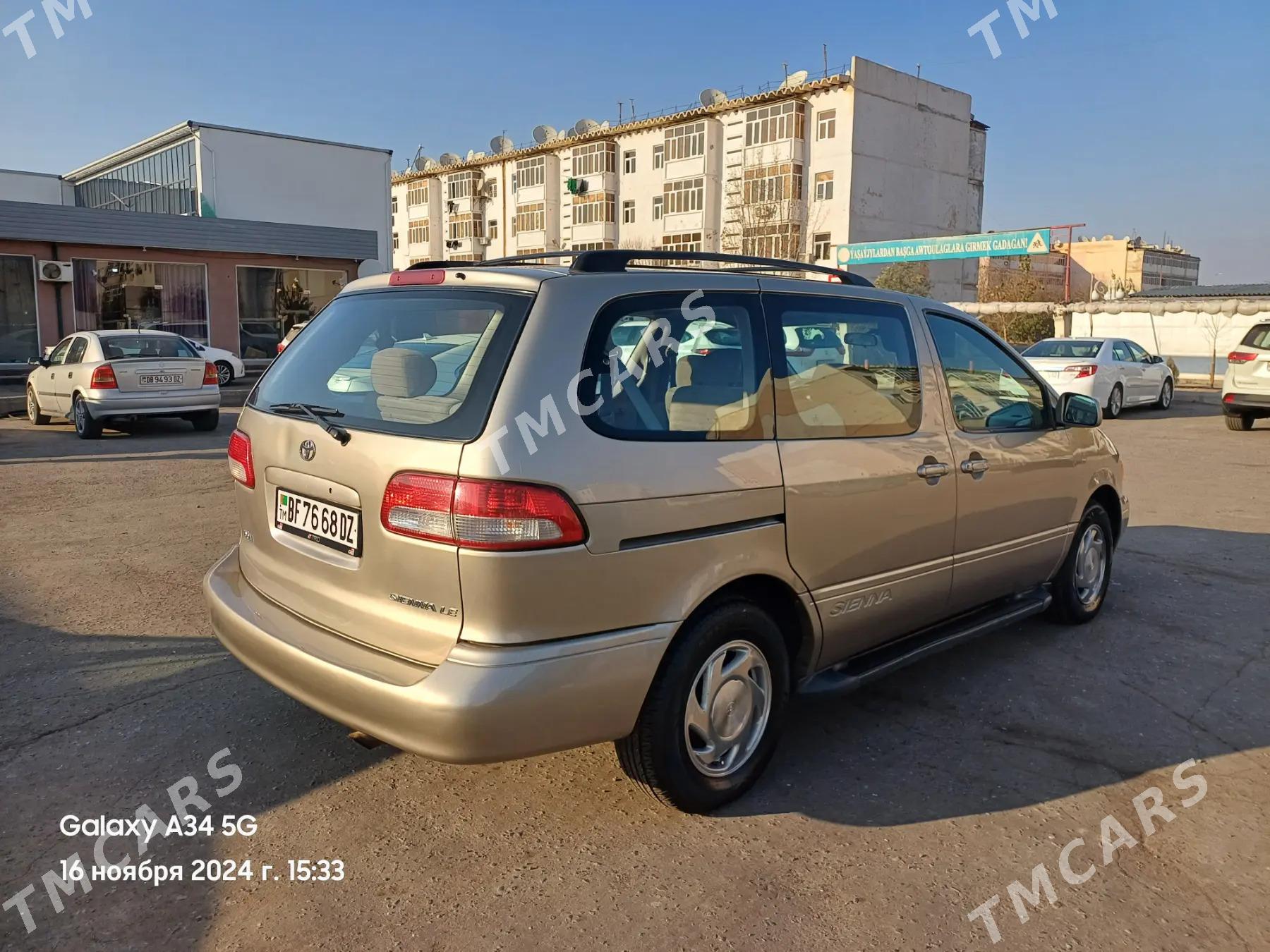 Toyota Sienna 2002 - 160 000 TMT - Дашогуз - img 4