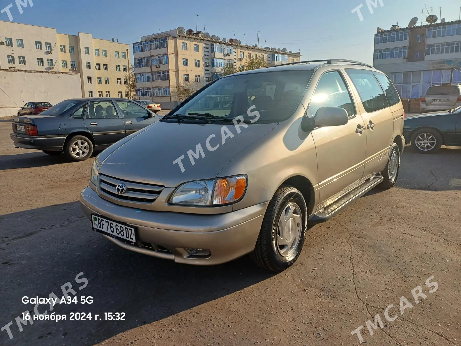 Toyota Sienna 2002 - 160 000 TMT - Дашогуз - img 2