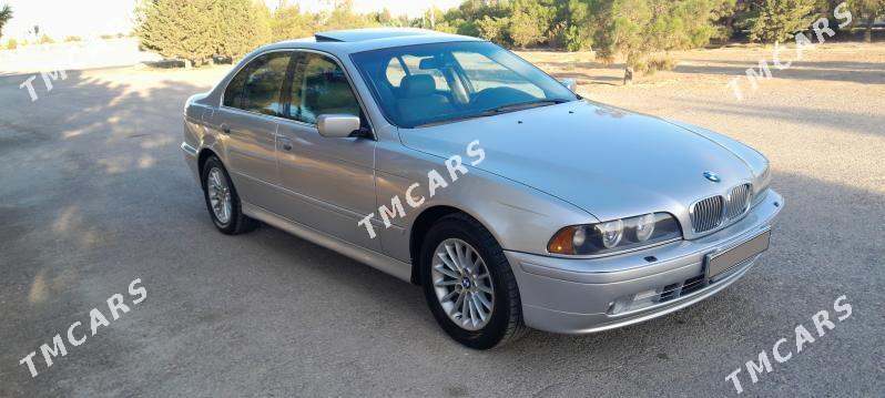 BMW E39 2003 - 92 000 TMT - Türkmenbaşy - img 3