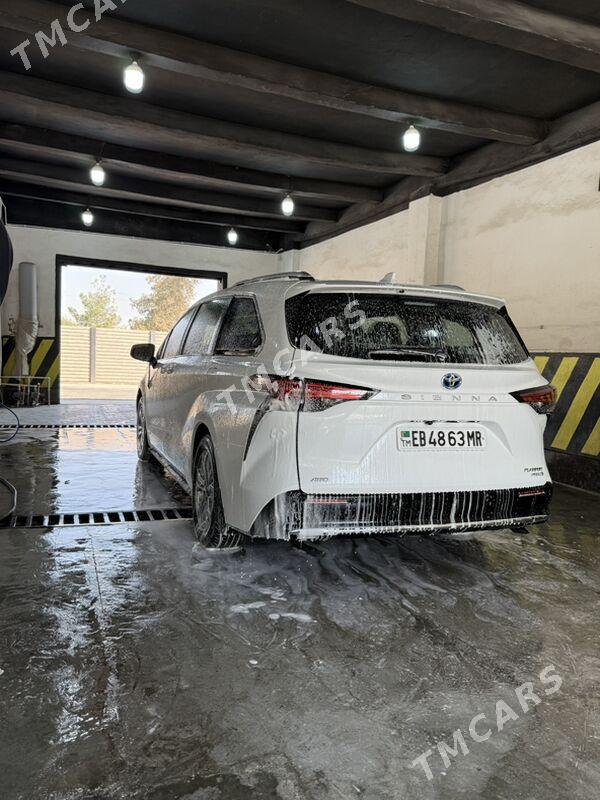 Toyota Sienna 2021 - 600 000 TMT - Aşgabat - img 6