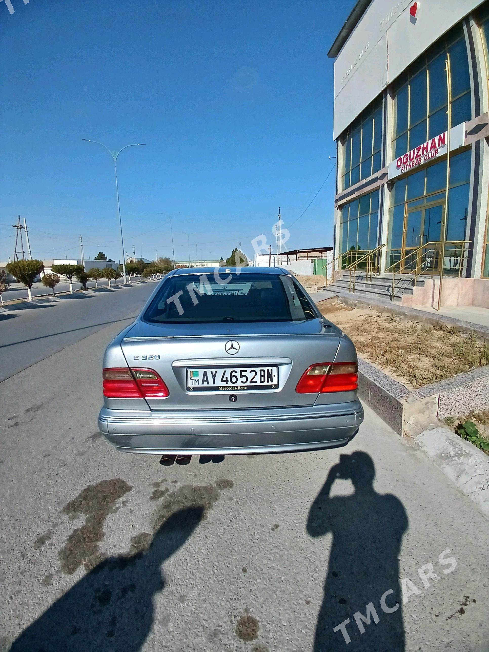 Mercedes-Benz C320 1996 - 90 000 TMT - Gyzylarbat - img 3