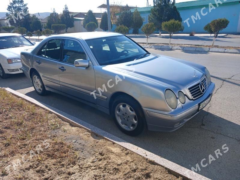 Mercedes-Benz C320 1996 - 90 000 TMT - Gyzylarbat - img 7