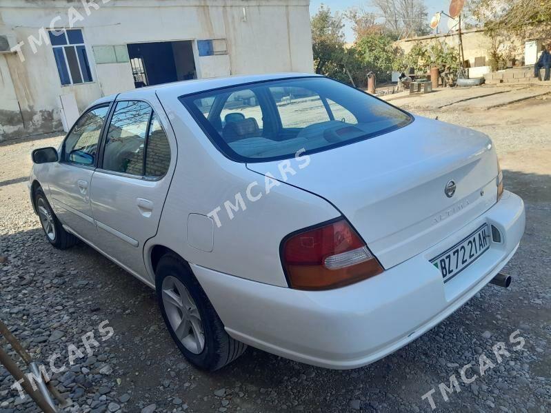 Nissan Altima 1998 - 40 000 TMT - Серахс - img 3