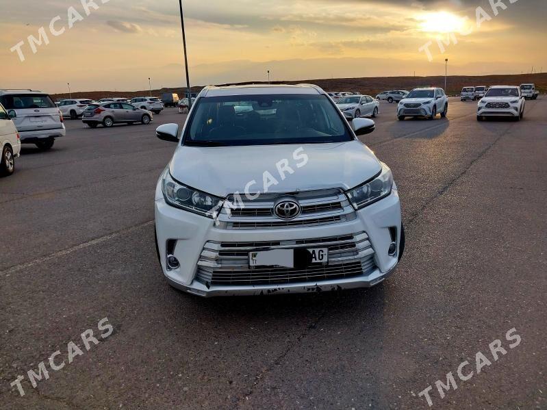 Toyota Highlander 2018 - 410 000 TMT - Ашхабад - img 4