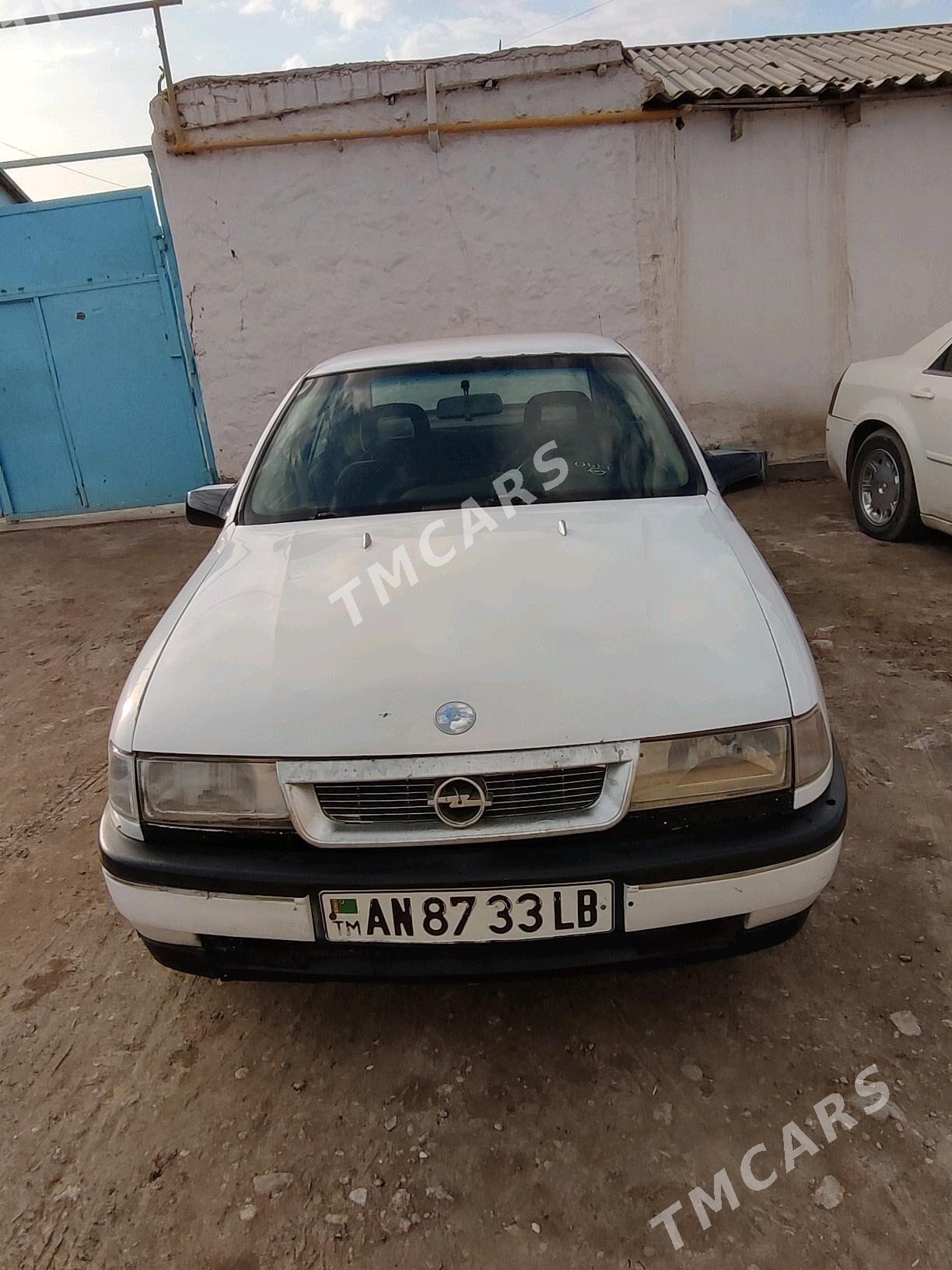 Opel Vectra 1991 - 15 000 TMT - Kerki - img 3