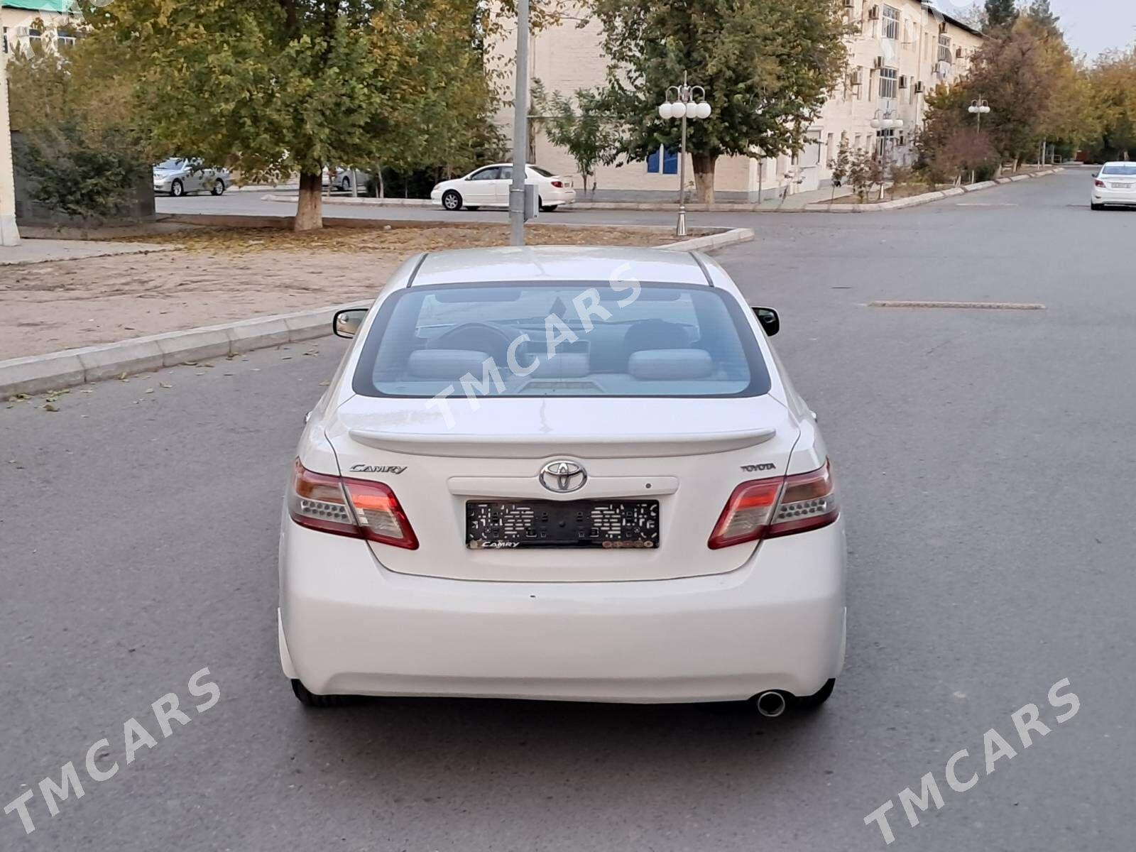 Toyota Camry 2010 - 119 000 TMT - Ашхабад - img 6