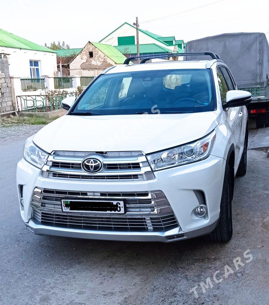 Toyota Highlander 2019 - 540 000 TMT - Ашхабад - img 3