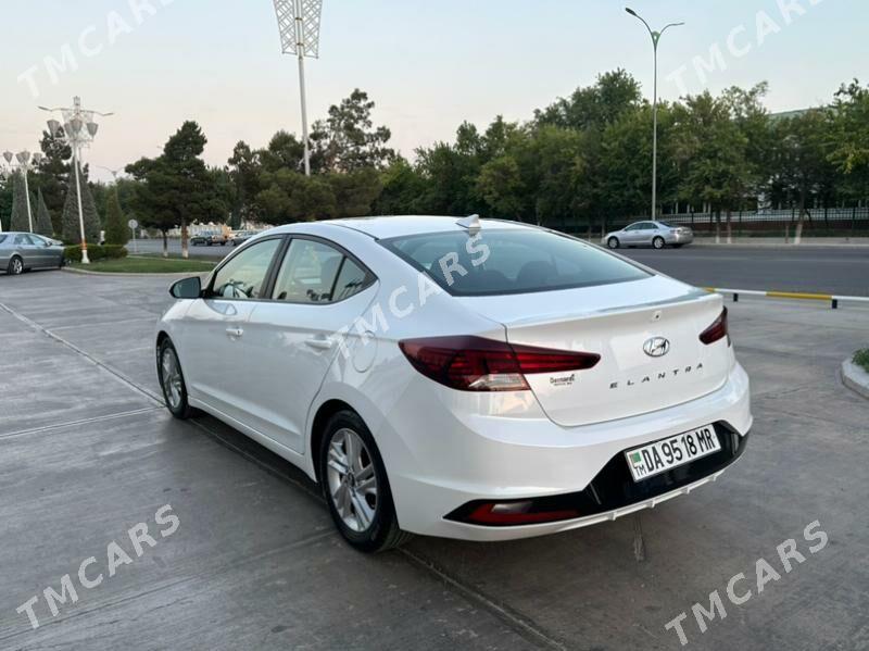 Hyundai Elantra 2019 - 210 000 TMT - Mary - img 8