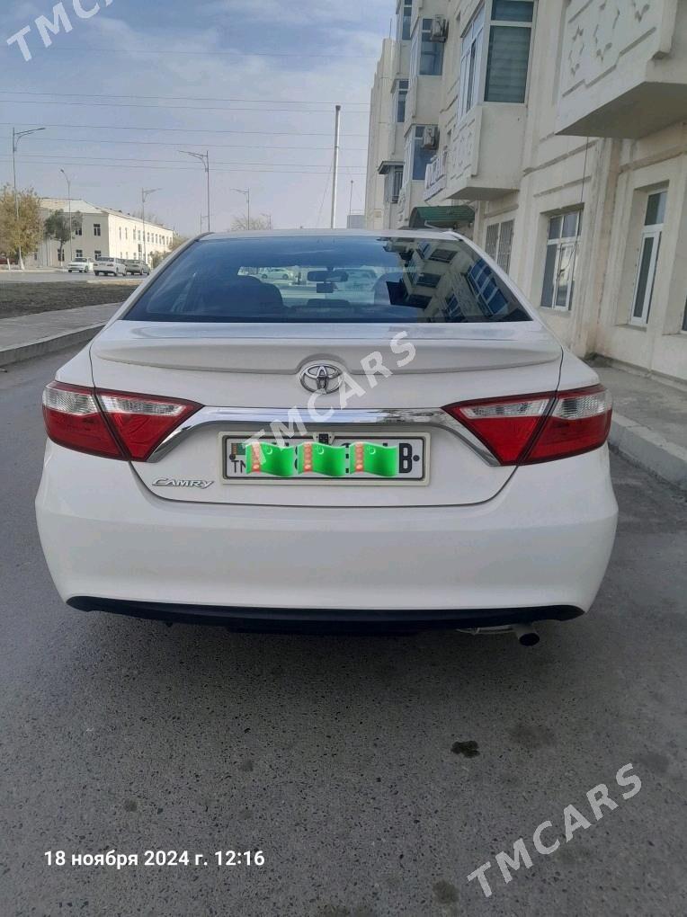 Toyota Camry 2017 - 200 000 TMT - Чарджоу - img 3