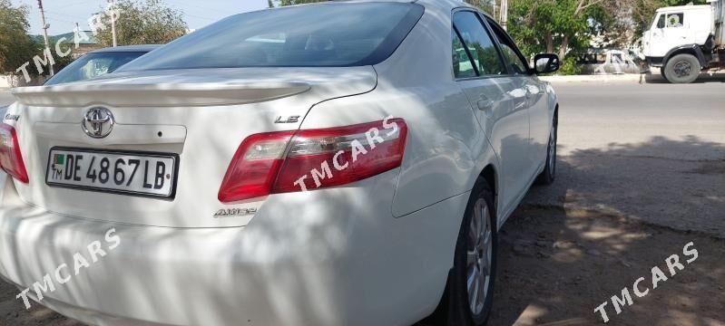 Toyota Camry 2008 - 135 000 TMT - Саят - img 3