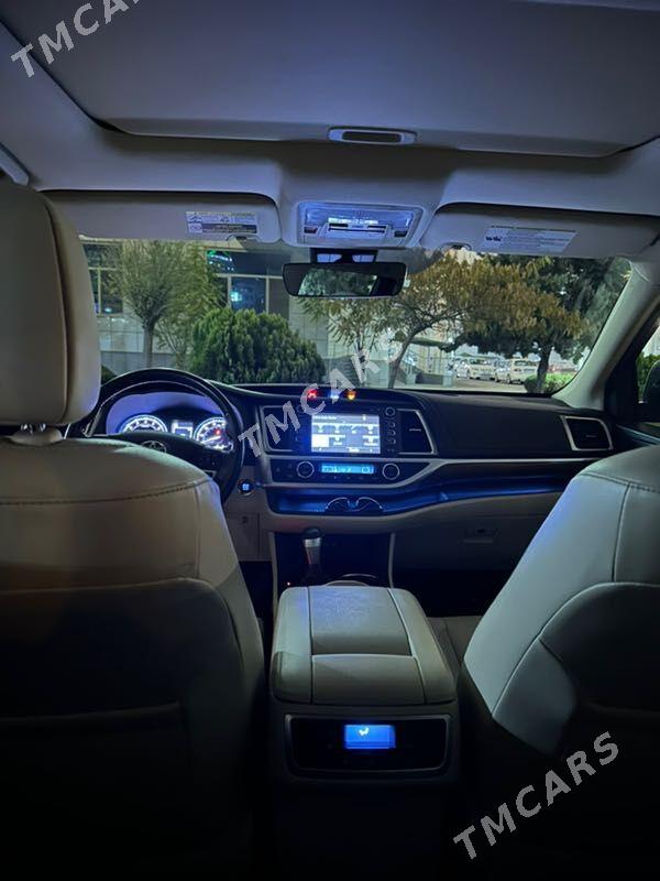 Toyota Highlander 2018 - 555 000 TMT - Aşgabat - img 5