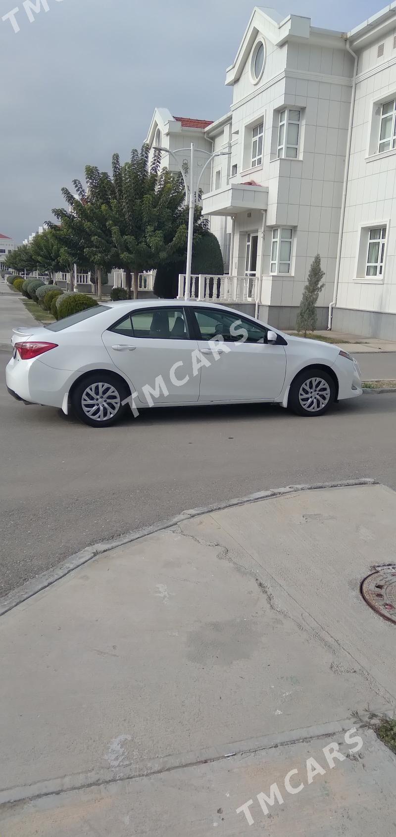 Toyota Corolla 2017 - 180 000 TMT - Aşgabat - img 4